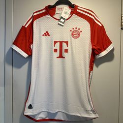 BNWT BNIB Authentic FC Bayern Munich Munchen Adidas 2023/24 Home Jersey L