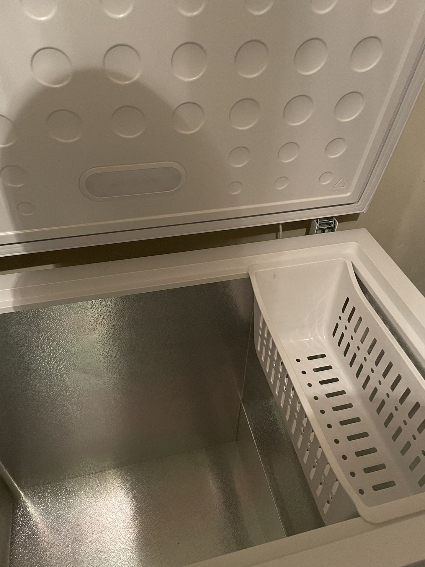 Frigidaire Deep Freezer 