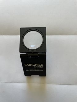 Three-section folding 5x magnifying glass