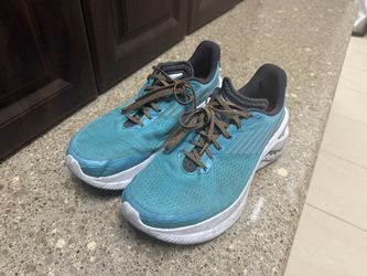 Saucony Shift Size 10