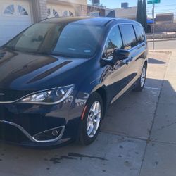 2018 Chrysler Pacifica