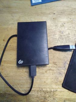 2 tb Seagate USB hard drive