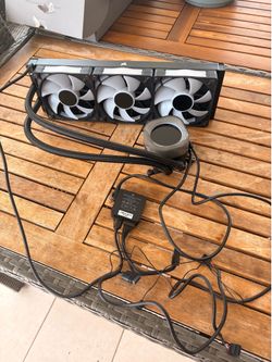 Corsair iCUE Link Titan 360 RX LCD Enfriador líquido para CPU – AIO de 360 mm – Bajo ruido