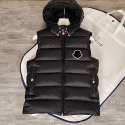 Monestier De Clermont Puffer Vest