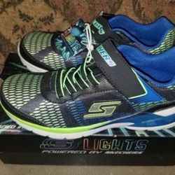 Sketchers Size 3