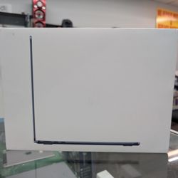 MacBook Air New Inn Box Pay Low Down No Crdt Needed