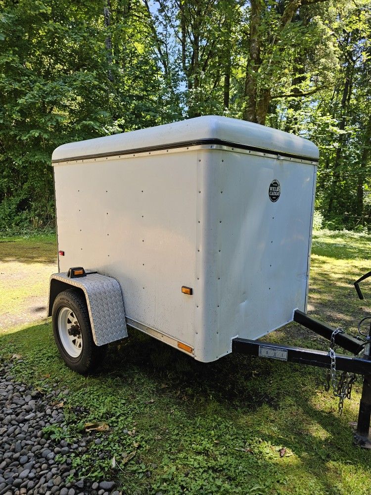 1994 Wells Cargo 4x6 Enclosed Trailer