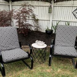 Brand New Cushions/Includes Table/ Recently Painted Outdoor Furniture Set 
