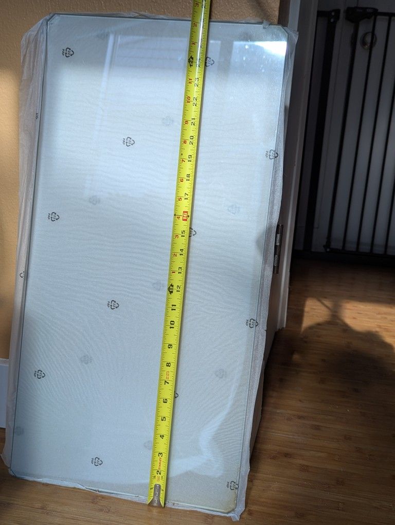 Free- 3 Glass shelves