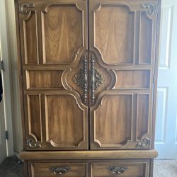 Armoire