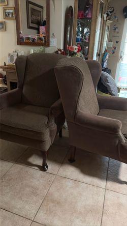 One person chairs