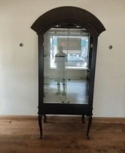 Commercial curio cabinet want gone