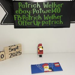1627 LEGO Santa