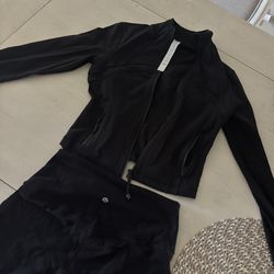 Black lululemon set