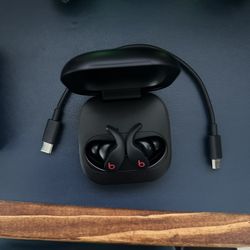  Beats Fit Pro