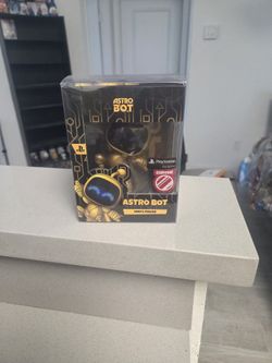 Youtooz Astrobot Gold Chrome