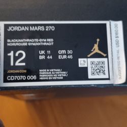 Mens Jordan Mars 270