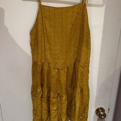 Yellow mini dress size XL