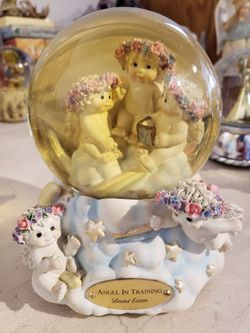Vintage Angels Snow Globes 