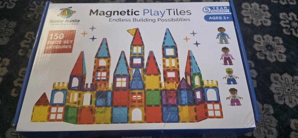 Magnetic Play Tiles