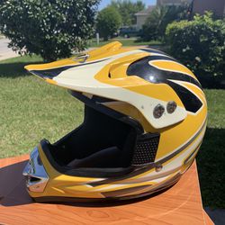 Helmet For Dirt Bike ! Some Scratches But Fair Condition