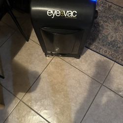 EYE VAC