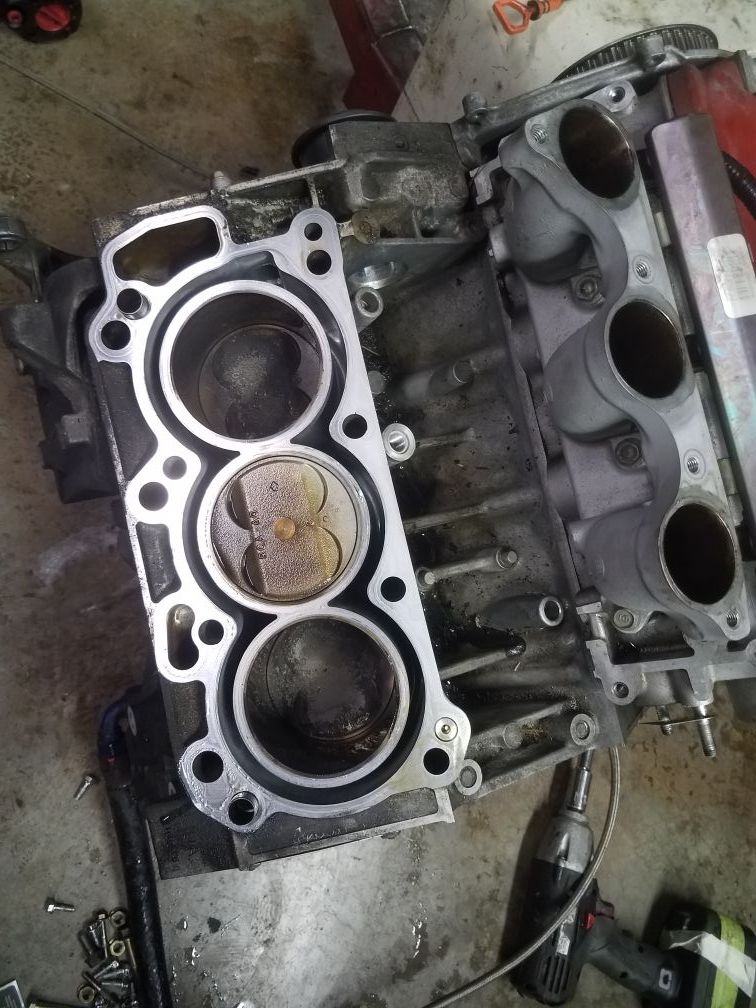 Honda J30A5 engine block