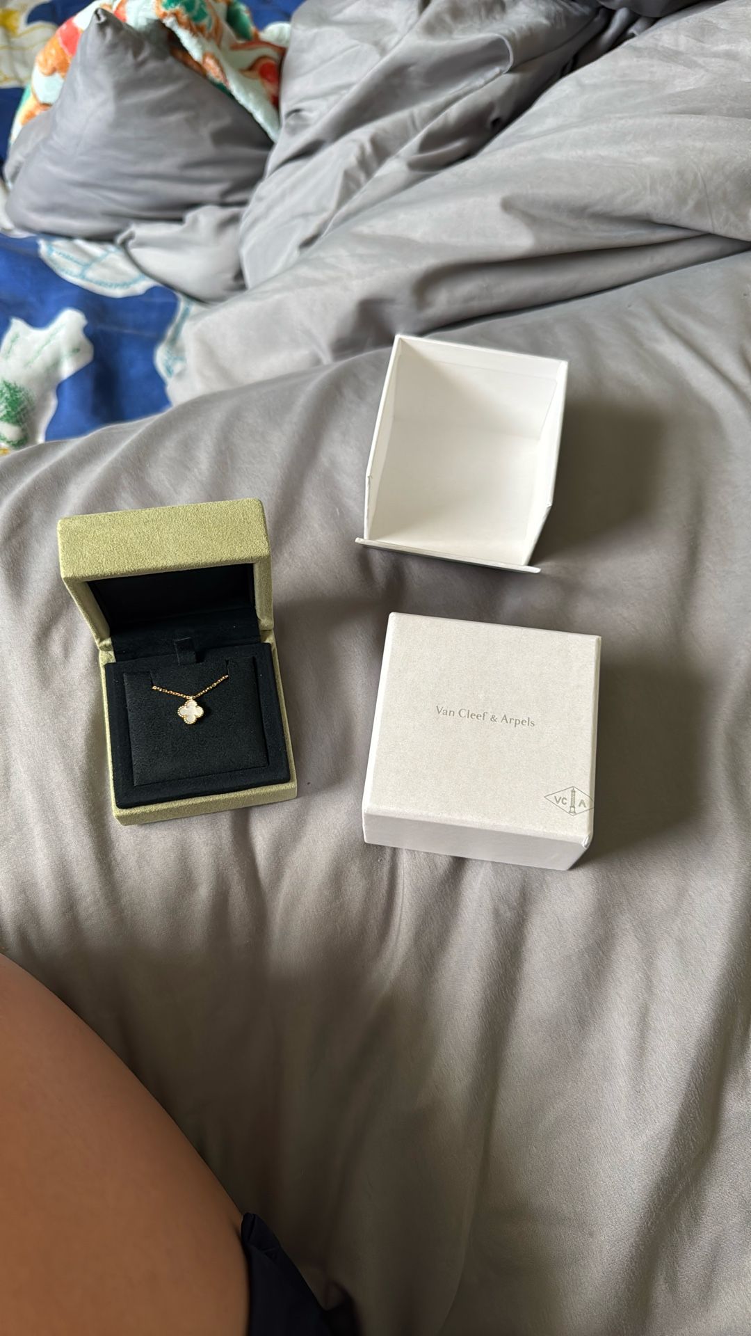 Van Cleef Necklace And Bracelet Set 