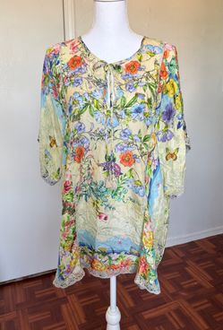 Johnny Was Women’s 100% Silk embroidered multicolor floral print Tunic Top size XXL