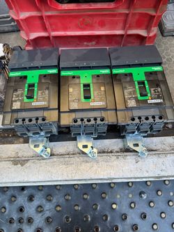 Schneider Electric PowerPact Square D I-Line 30A Breaker