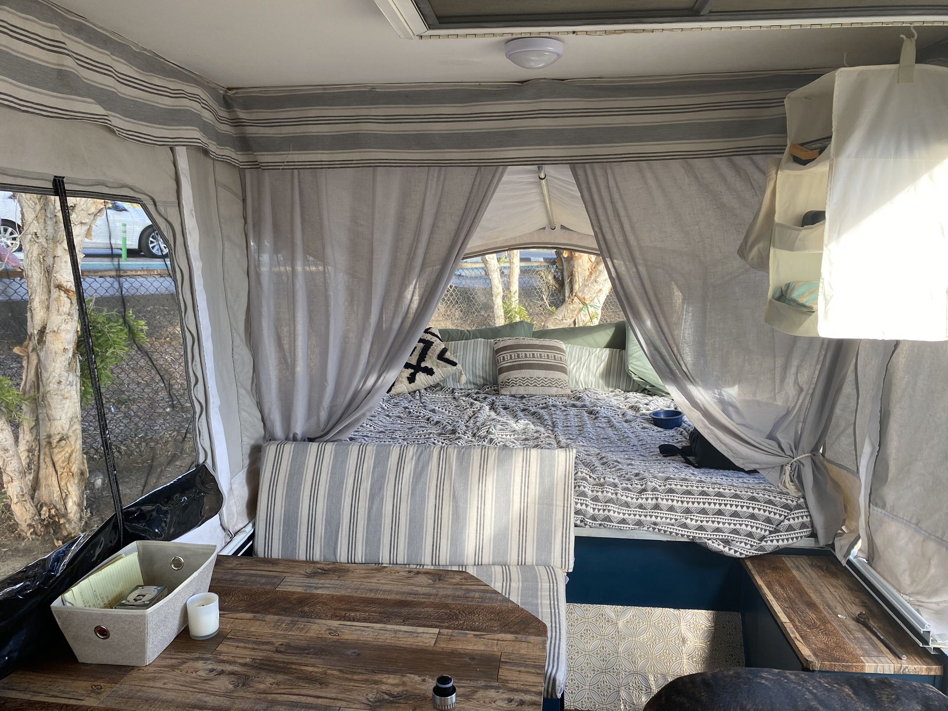 Fully Refurbished 1990 StarCraft Pop Up Camper for Sale in Encinitas