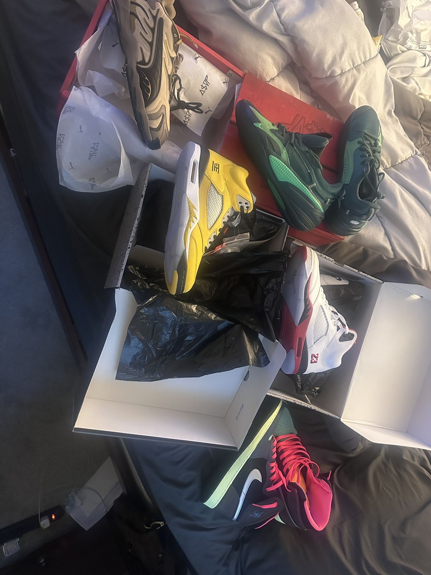 Men’s Jordan’s Shoe Collection & Collaborations 