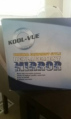 Replacement mirror for Toyota