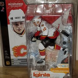 NHL Jarome Iginla Series 4 Action Statue! Never Removed From Box! 