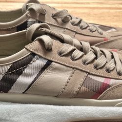 Burberry Men’s 11.5 