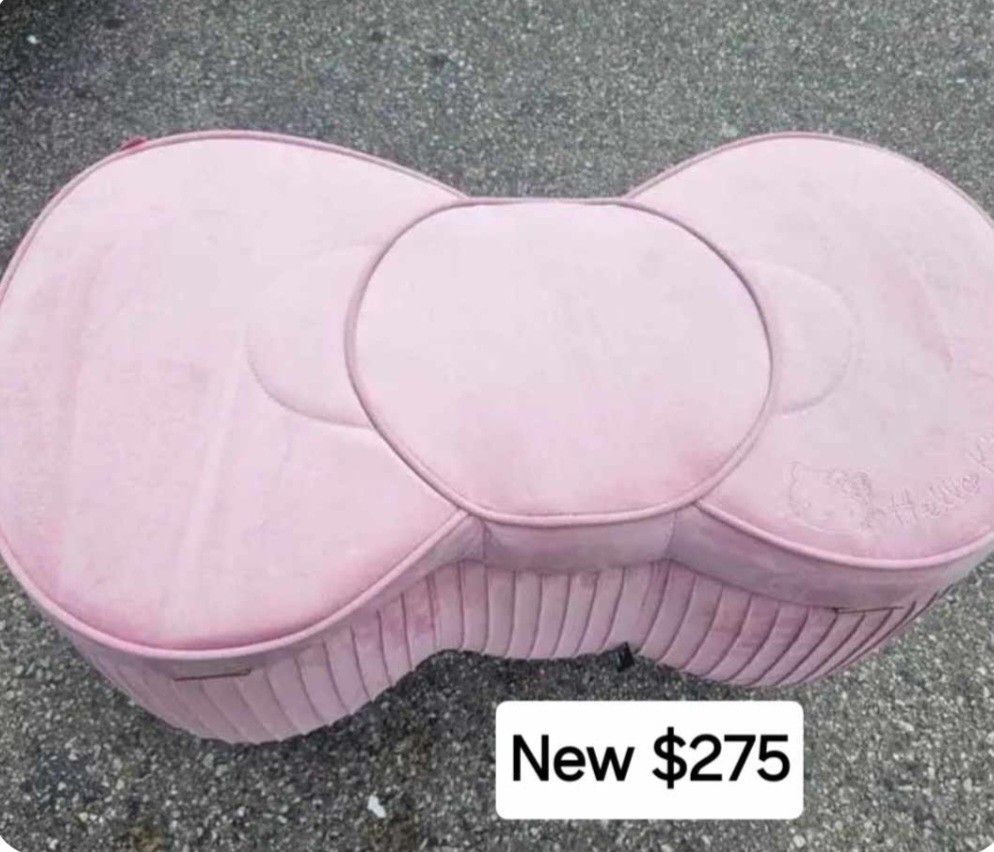 Hello Kitty New Bench With Storage