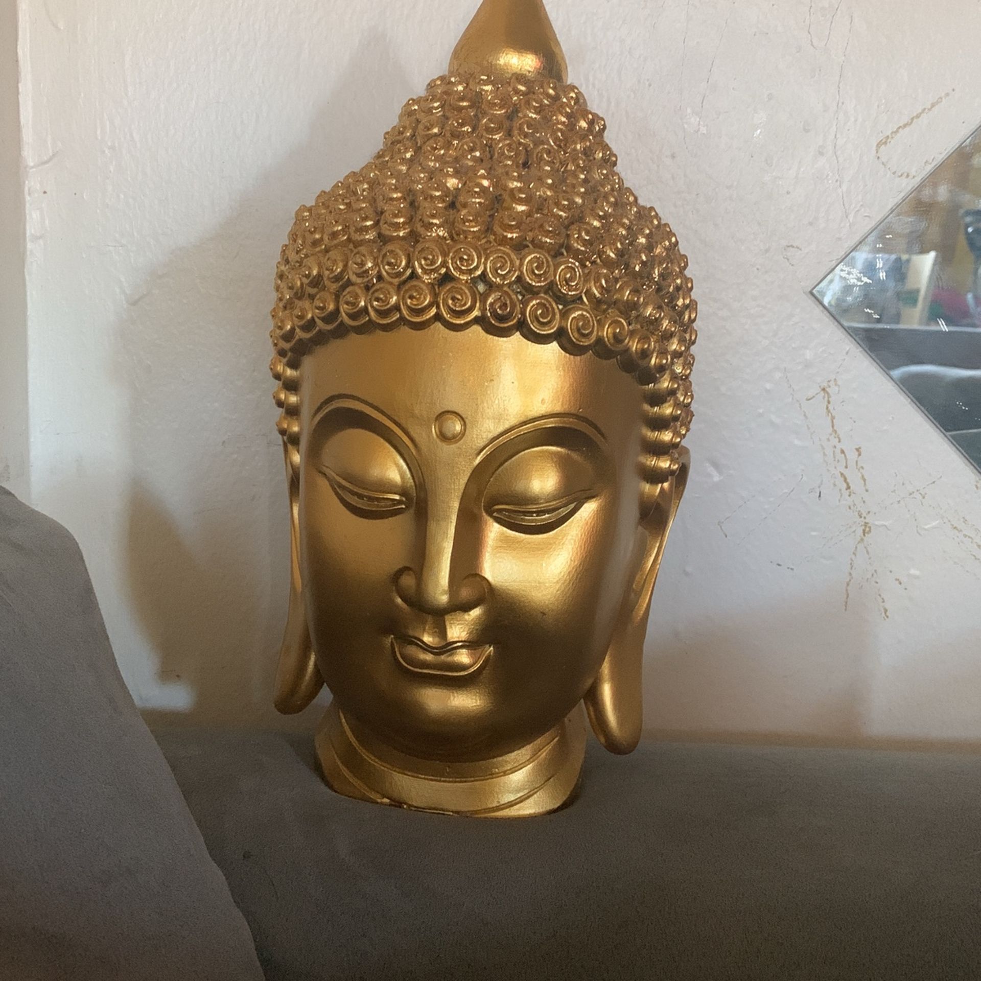 Buddha head