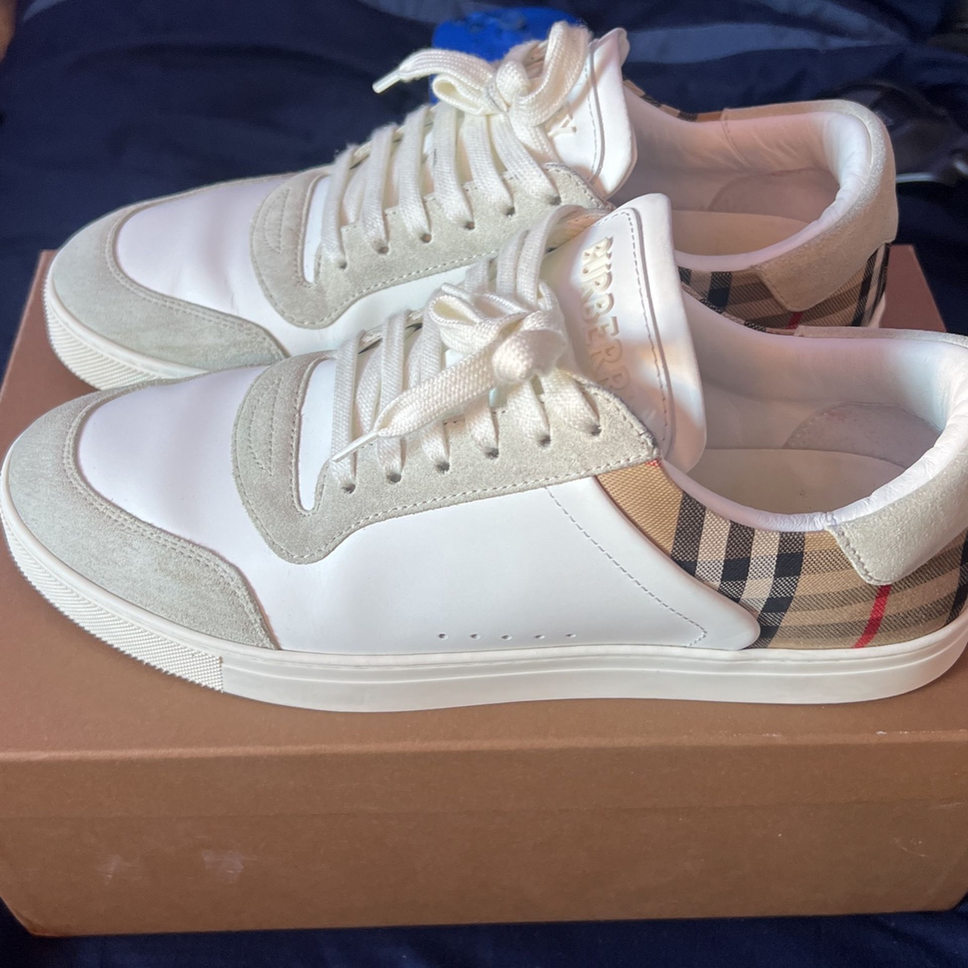 Burberry Shoes 