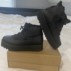 UGG women's black platform boots, size 8
