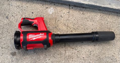 Milwaukee blower