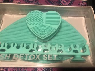 New set detox para lavar brochas de maquillaje