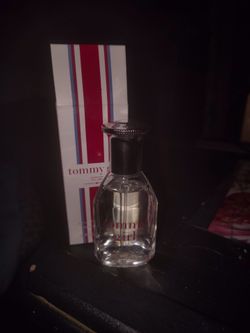 Woman's tommy girl