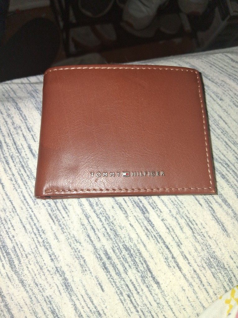 Tommy Hilfiger Wallet Brand New