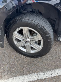 All 4 Nito tires 275/60/20