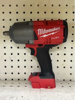Milwaukee Fuel 18v 1/2” square-ring Impact Wrench