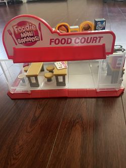 Mini Brand Food Court 