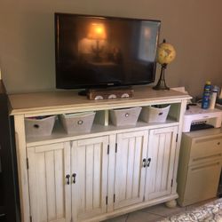 Dresser Perfect Condition