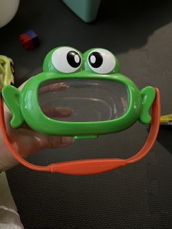 Insect Catcher With Magnified Top