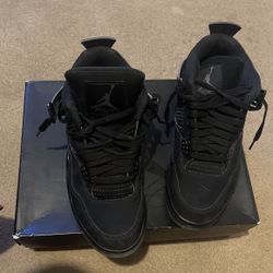 9’5 Black Cats 4s Jordan 300 