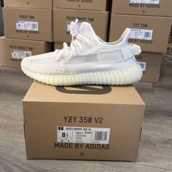 Yeezy 350 V2 BONE size 8.5